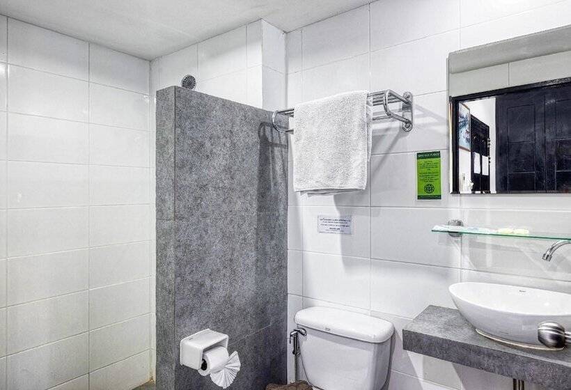 חדר סטנדרט, Noble House Patong