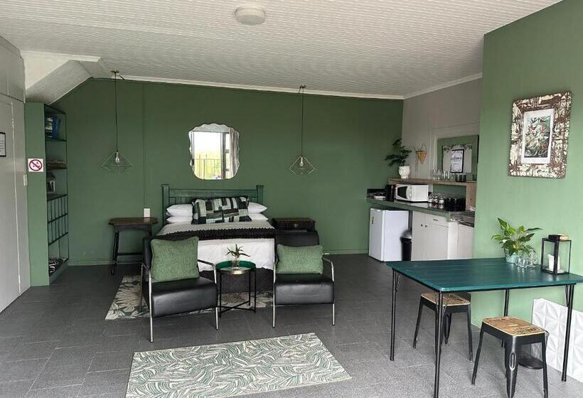 استودیوی لوکس, Welgemoed Villa