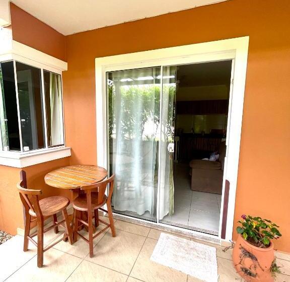 استودیوی استاندارد, Hospedaria Sol Da Manhã