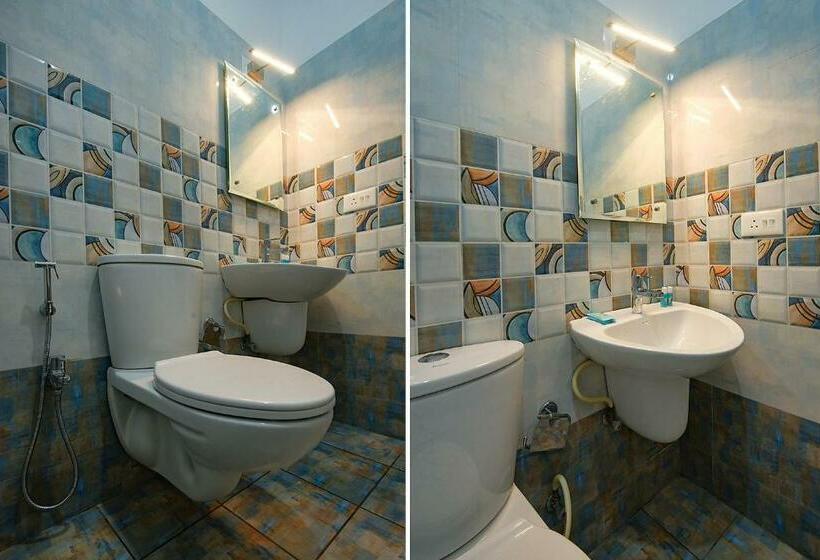 اتاق لوکس, Fabhotel Greenwood Stays