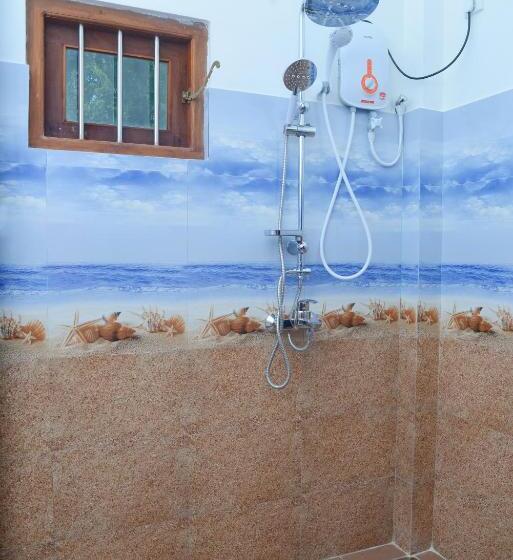 Трехместный Номер Deluxe, Gold Sand Resort