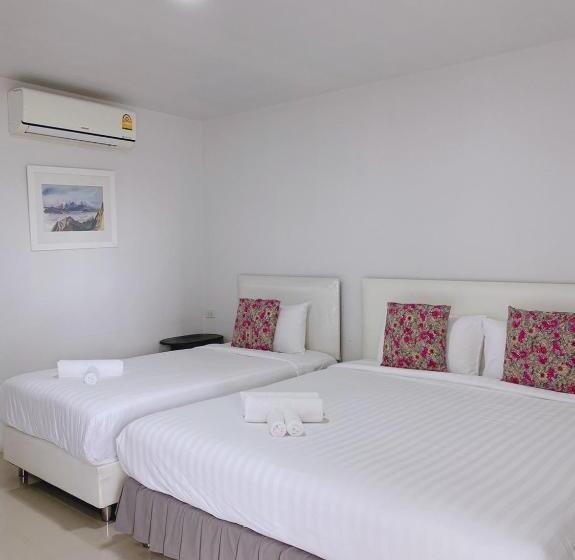 اتاق لوکس سه تخته, Momda Resort @ranong