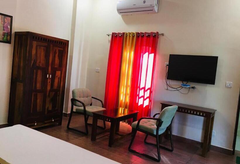 Трехместный Номер Deluxe, Rose Cottage  A Heritage Retreat
