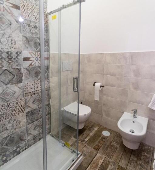 Номер Стандарт с Балконом, Biù B&b