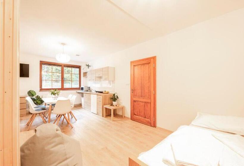 شقة غرفتين, úpatí Ještědu   Apartmány