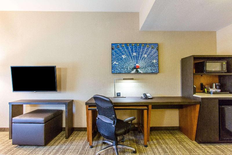 سوئیت با تخت بزرگ, Cambria Hotel Plano   Frisco
