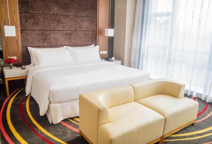 سوئیت اجرایی با تخت کینگ, Ramada Plaza Huizhou East