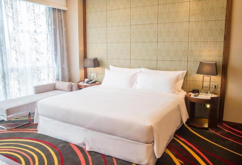 سوئیت با تخت بزرگ, Ramada Plaza Huizhou East