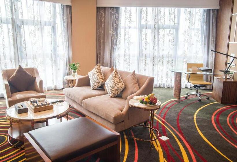 سوئیت پریمیوم, Ramada Plaza Huizhou East
