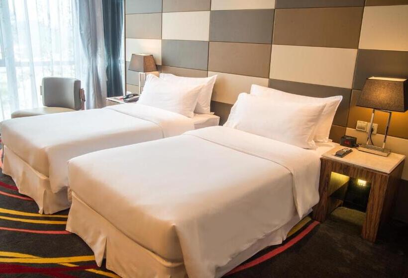 اتاق استاندارد, Ramada Plaza Huizhou East
