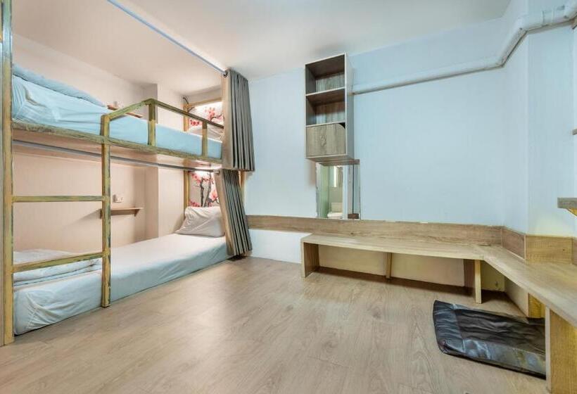Номер Superior, โรงแรมชิบะรูม นครราชสีมา สาขามหาวิทยาลัยเทคโนโลยีสุรนารี