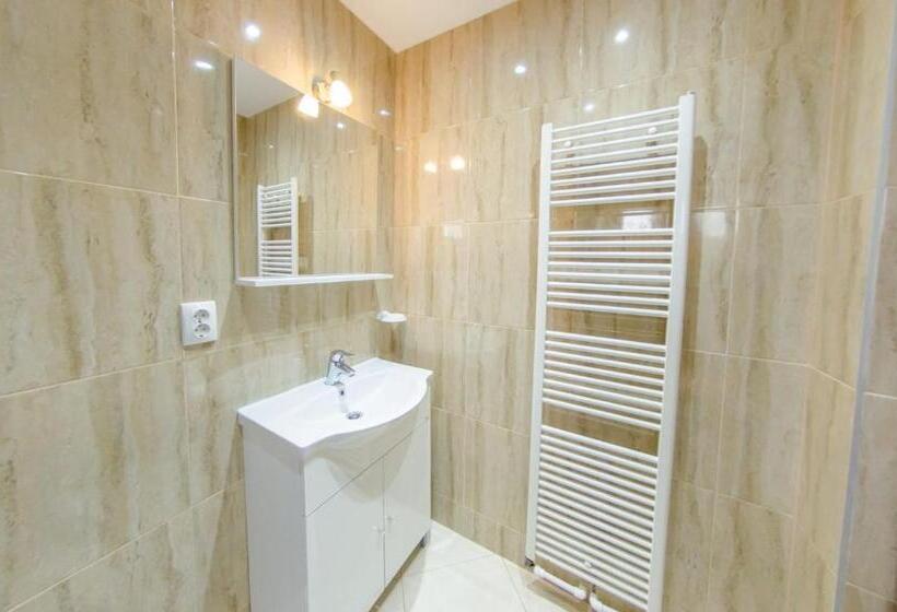 اتاق استاندارد, Casa Andy