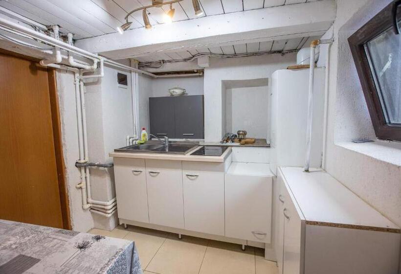 اتاق لوکس, Casa Andy