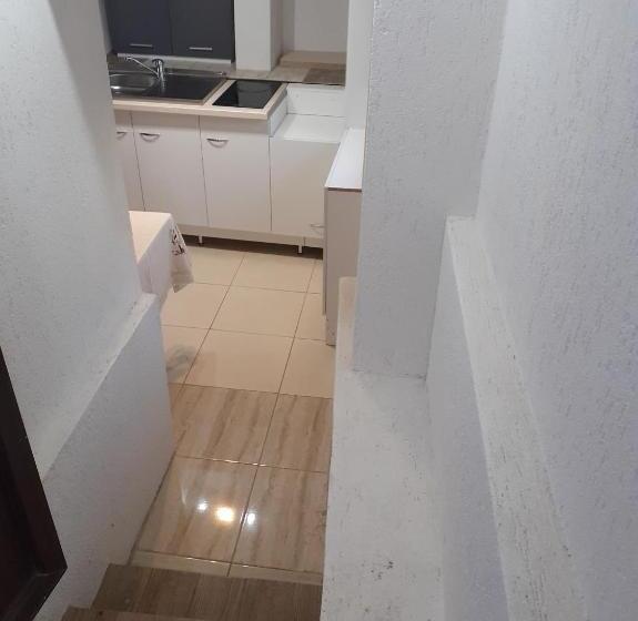 آپارتمان 2 خوابه, Casa Andy