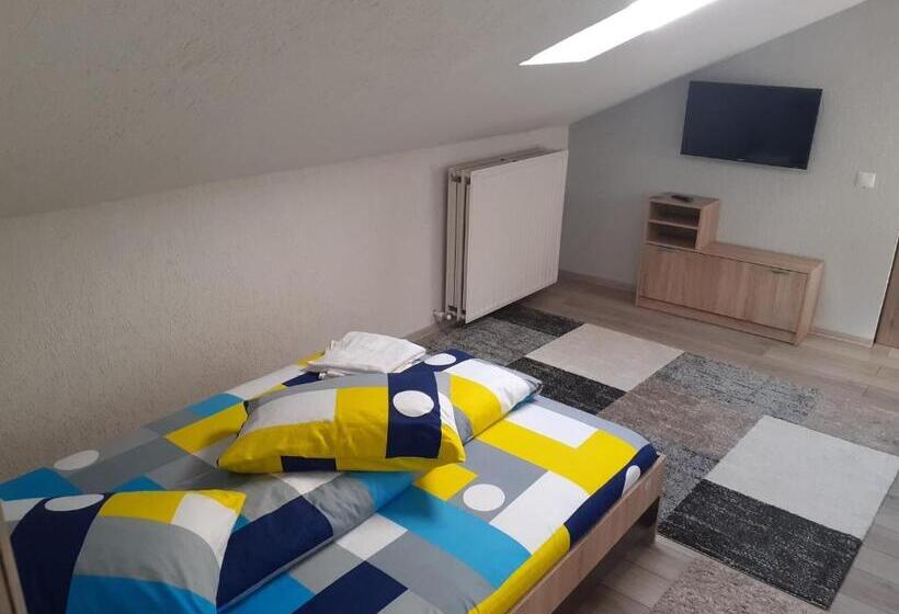 آپارتمان 2 خوابه, Casa Andy