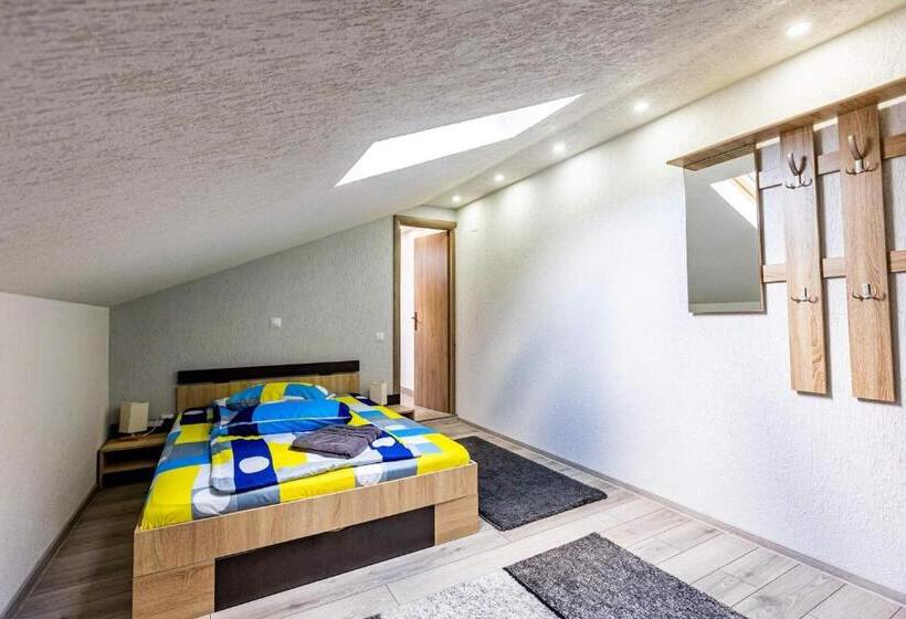 آپارتمان 2 خوابه, Casa Andy