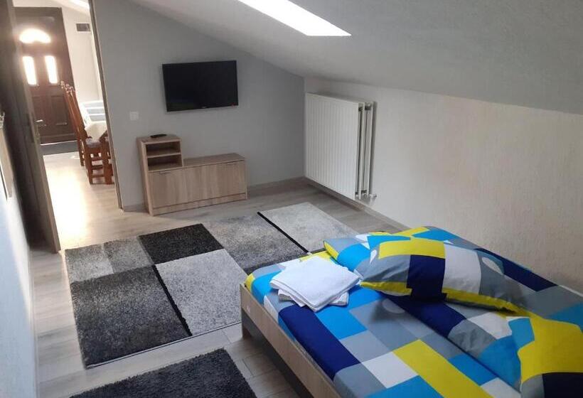 آپارتمان 2 خوابه, Casa Andy