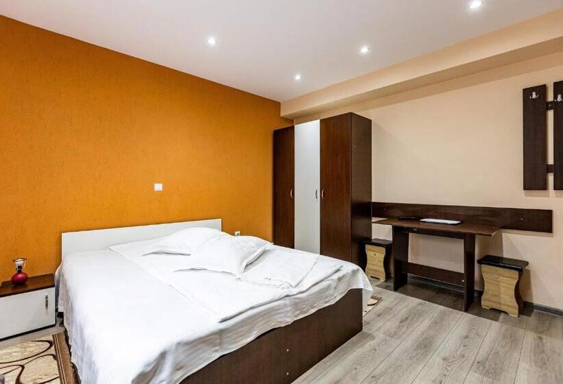 اتاق لوکس, Casa Andy