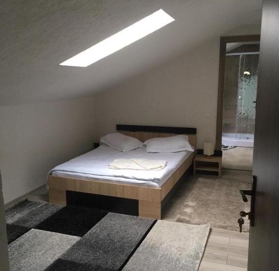 آپارتمان 2 خوابه, Casa Andy