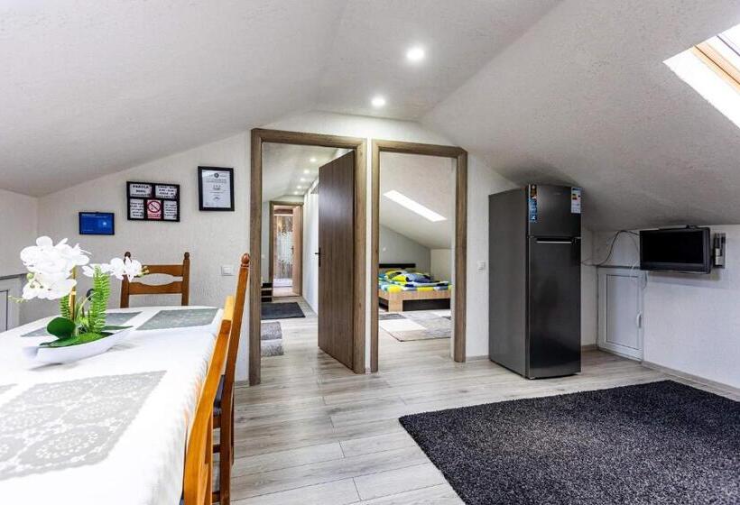 آپارتمان 2 خوابه, Casa Andy