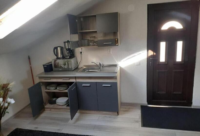 آپارتمان 2 خوابه, Casa Andy