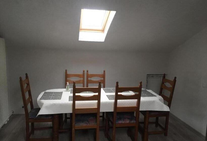 آپارتمان 2 خوابه, Casa Andy