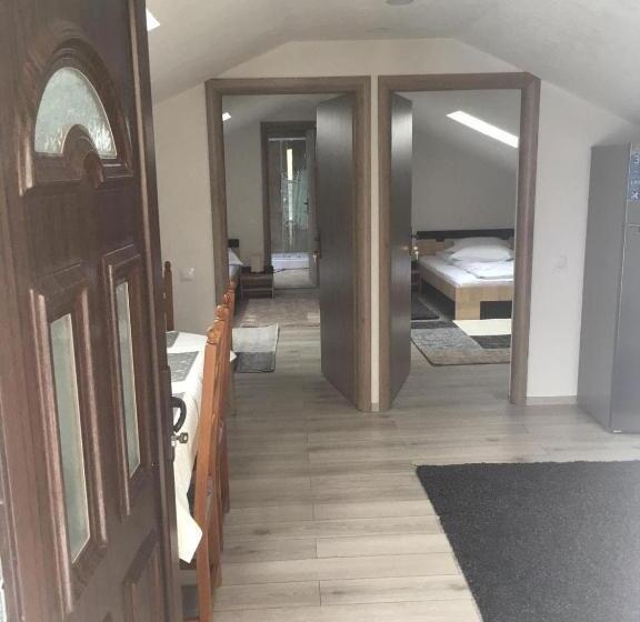 آپارتمان 2 خوابه, Casa Andy