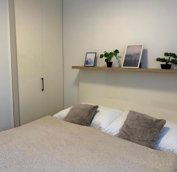 Апартаменты 1 Спальня Нижний Этаж, Apartmány Valča