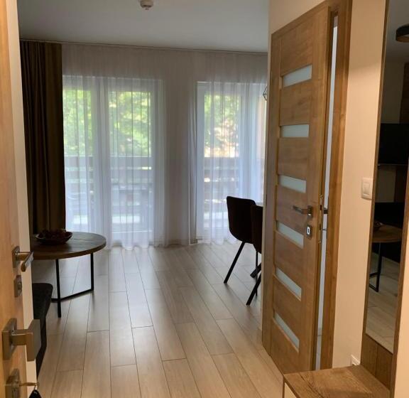 침실 1개 아파트, Apartmány Valča