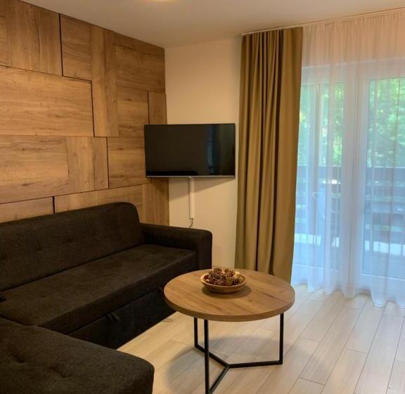침실 1개 아파트, Apartmány Valča