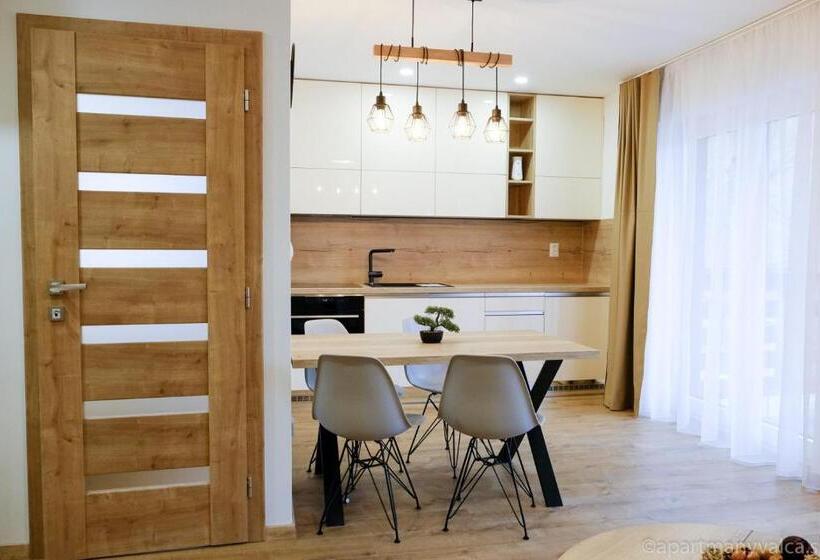 침실 1개 발코니 아파트, Apartmány Valča