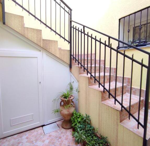 سوئیت جونیور با تراس, Dove Nasce Il Sole B&b