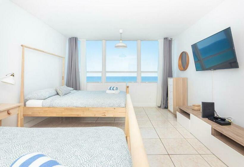 سوییت لوکس, Girasole Apartments