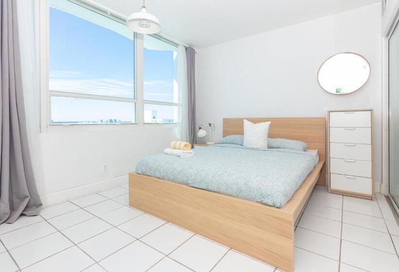 سوییت لوکس, Girasole Apartments