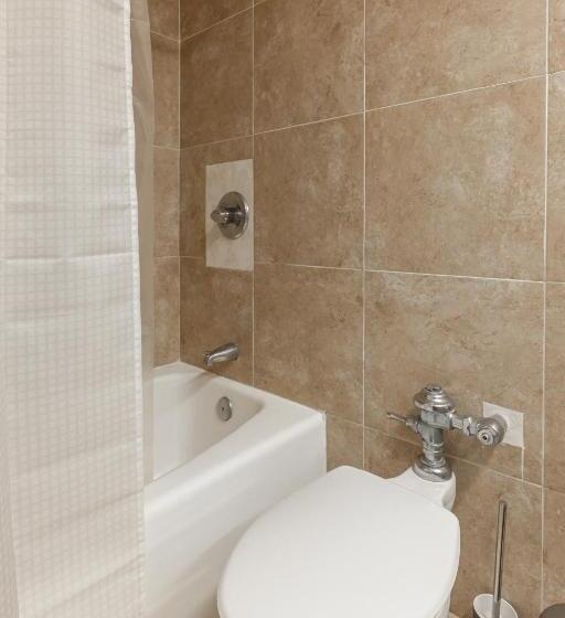 سوییت با چشم‌انداز دریا, Girasole Apartments