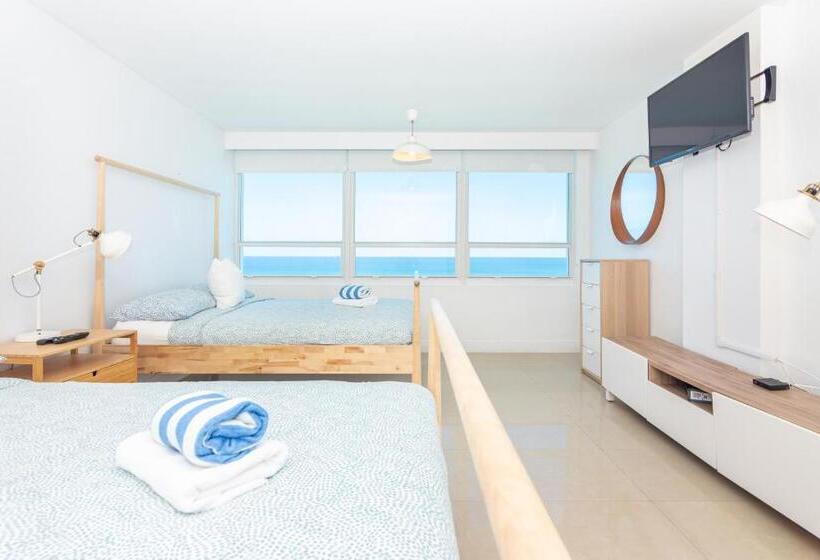 سوییت, Girasole Apartments