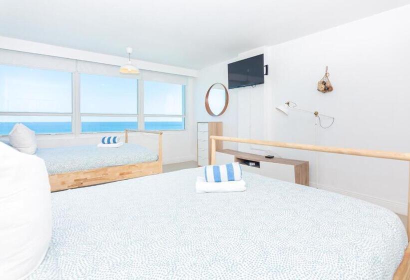 سوییت, Girasole Apartments