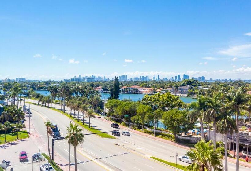 استودیوی استاندارد, Girasole Apartments