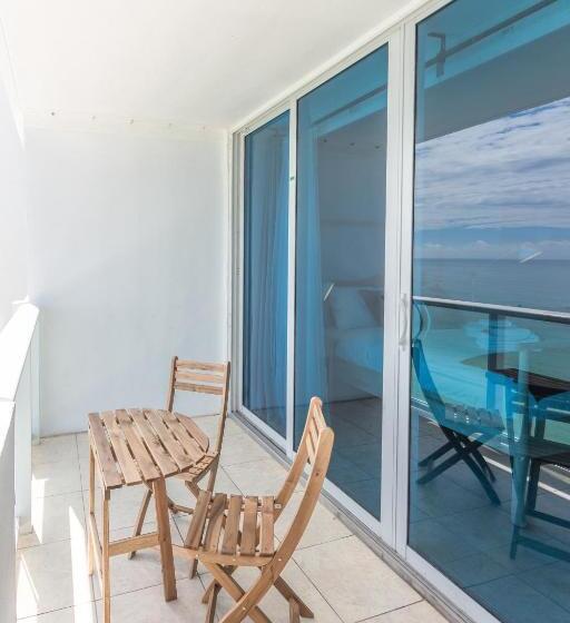استودیو استاندارد با بالکن, Girasole Apartments