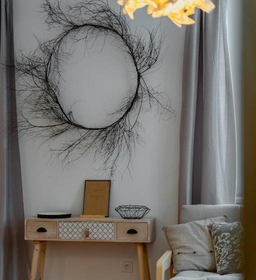 آپارتمان 1 خوابه, Stará škola Hedeč