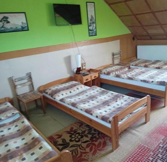 اتاق خانوادگی, Turistika Ubytovňa Sivá Brada