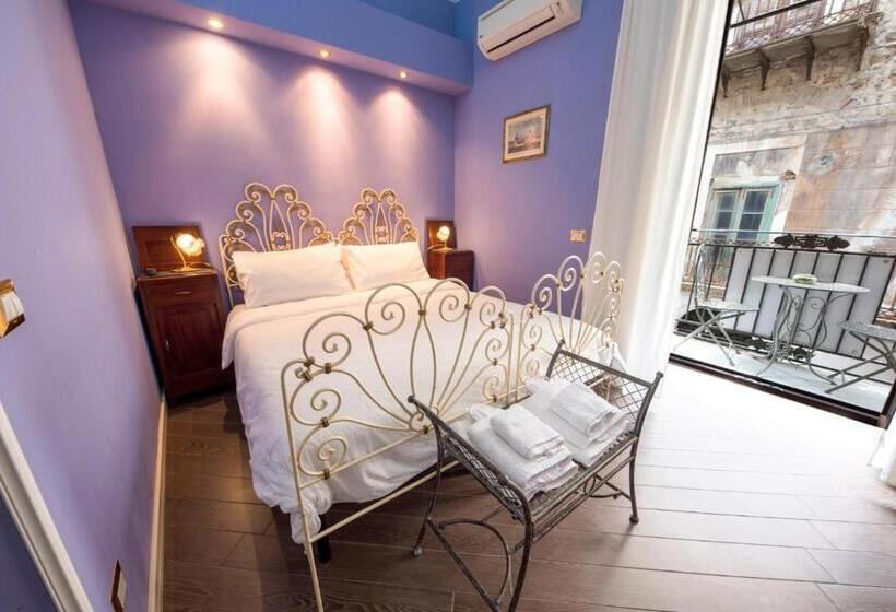 Номер Deluxe с Балконом, The Palace B&b And Apartments