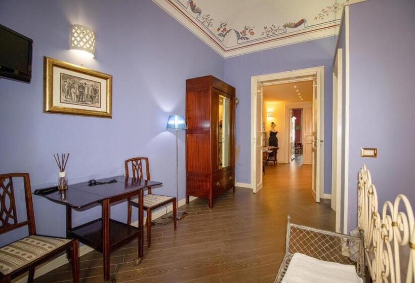 Номер Deluxe с Балконом, The Palace B&b And Apartments