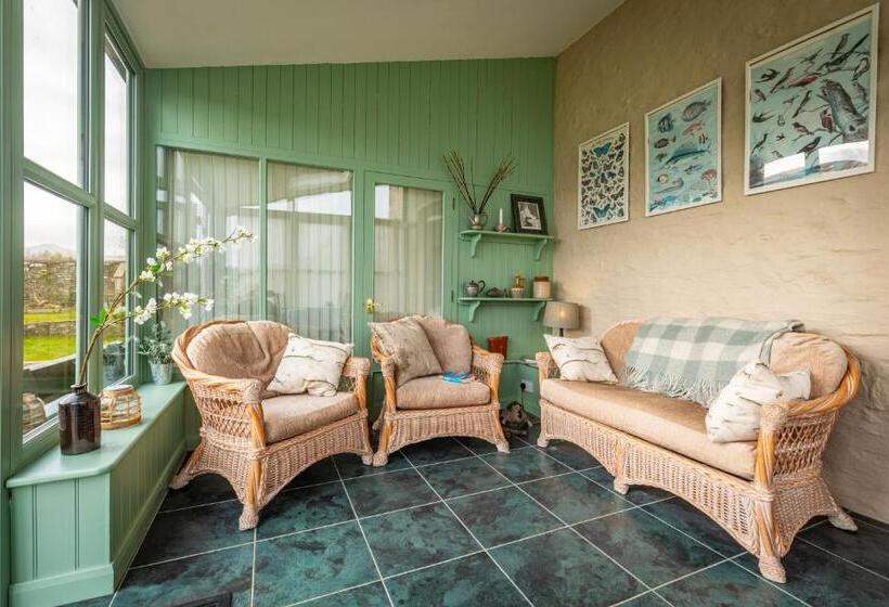 Номер Стандарт Вид на Сад, Ty Newydd B&b