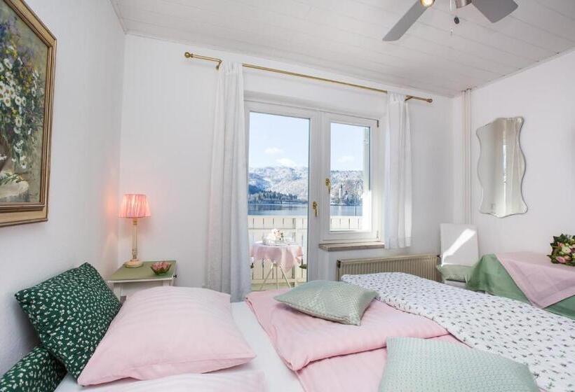 اتاق استاندارد با چشم‌انداز دریاچه, B&b Pletna A Double Lake View Room