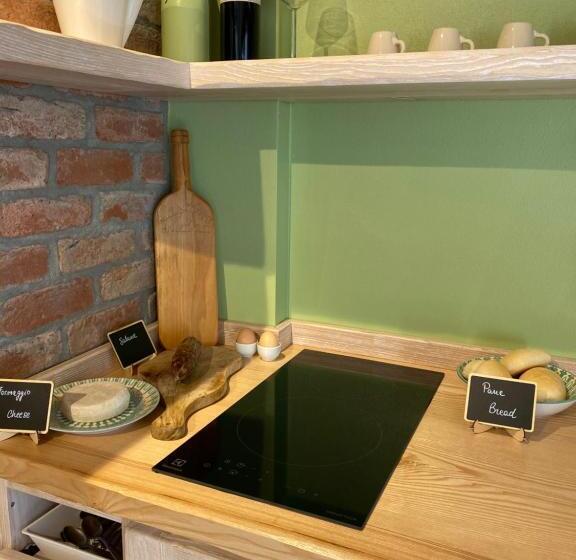 スタンダードルーム, Cascina Maina