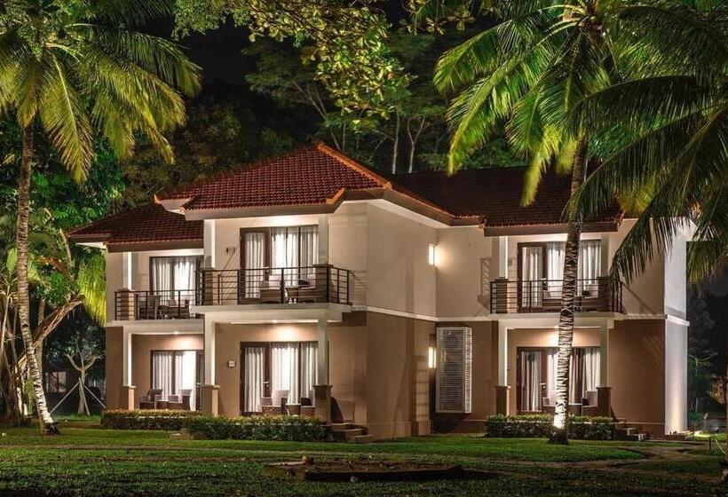 اتاق لوکس با چشم‌انداز باغ, Mambruk Hotel & Convention