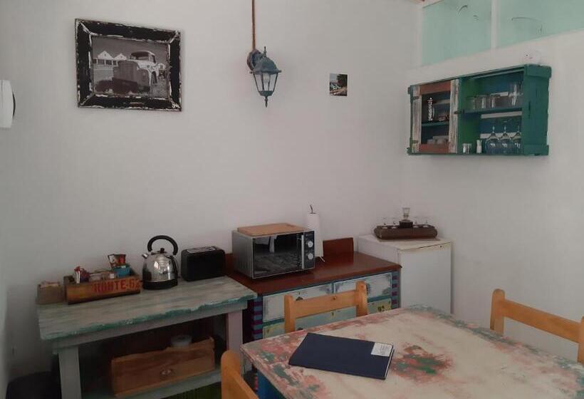 Номер Deluxe с Балконом, Over Karoo Inn