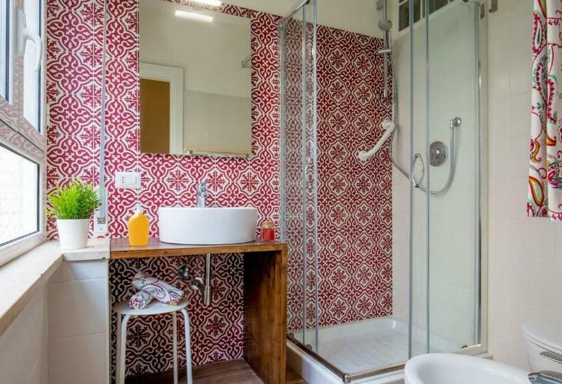 اتاق استاندارد, Sweet Rooms Piramide Bed And Breakfast