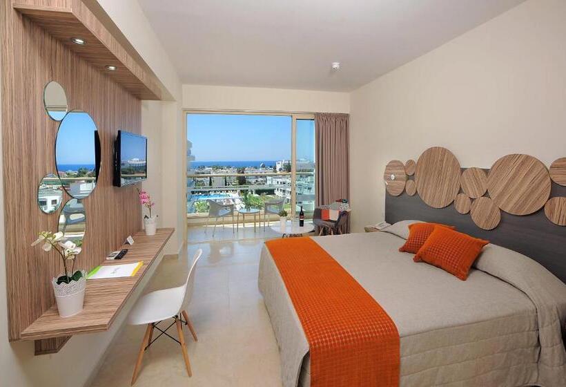 اتاق استاندارد با چشمانداز دریا, Nelia Gardens